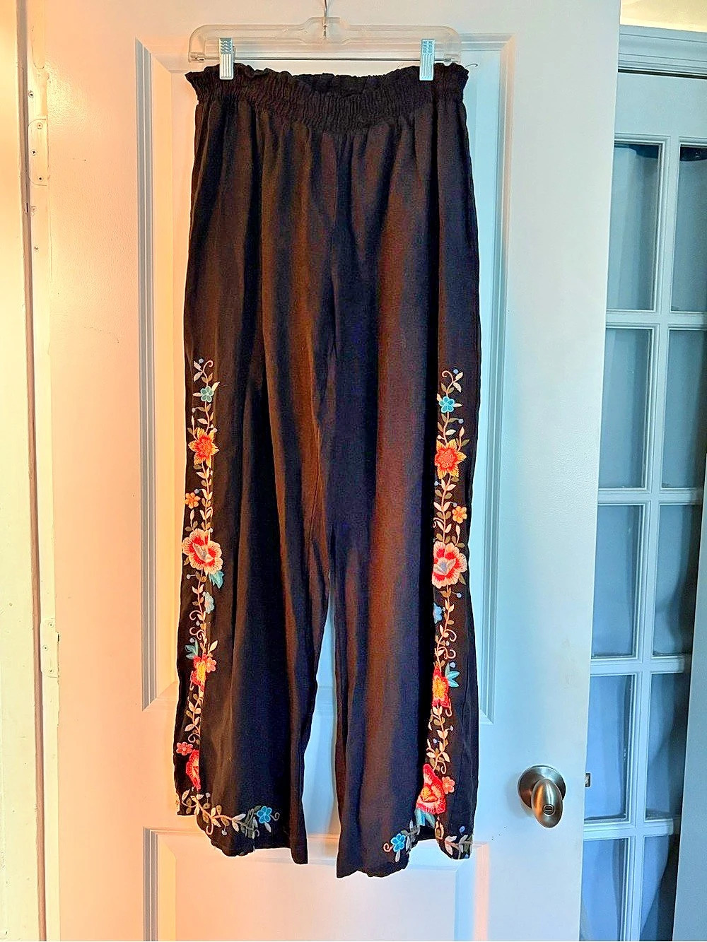 Johnny Was Embroidered Wide Leg Pants in Black Like New